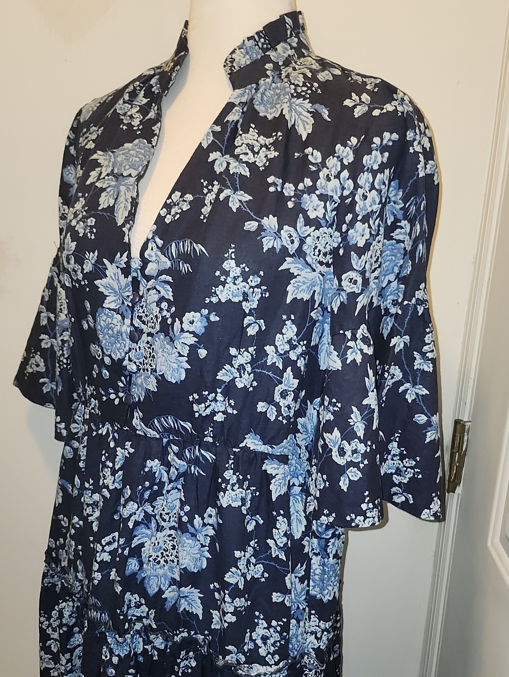 Tuckernuck Twilight Garden Jenna Floral Dress Size Medium Linen Cotton - Picture 4 of 14